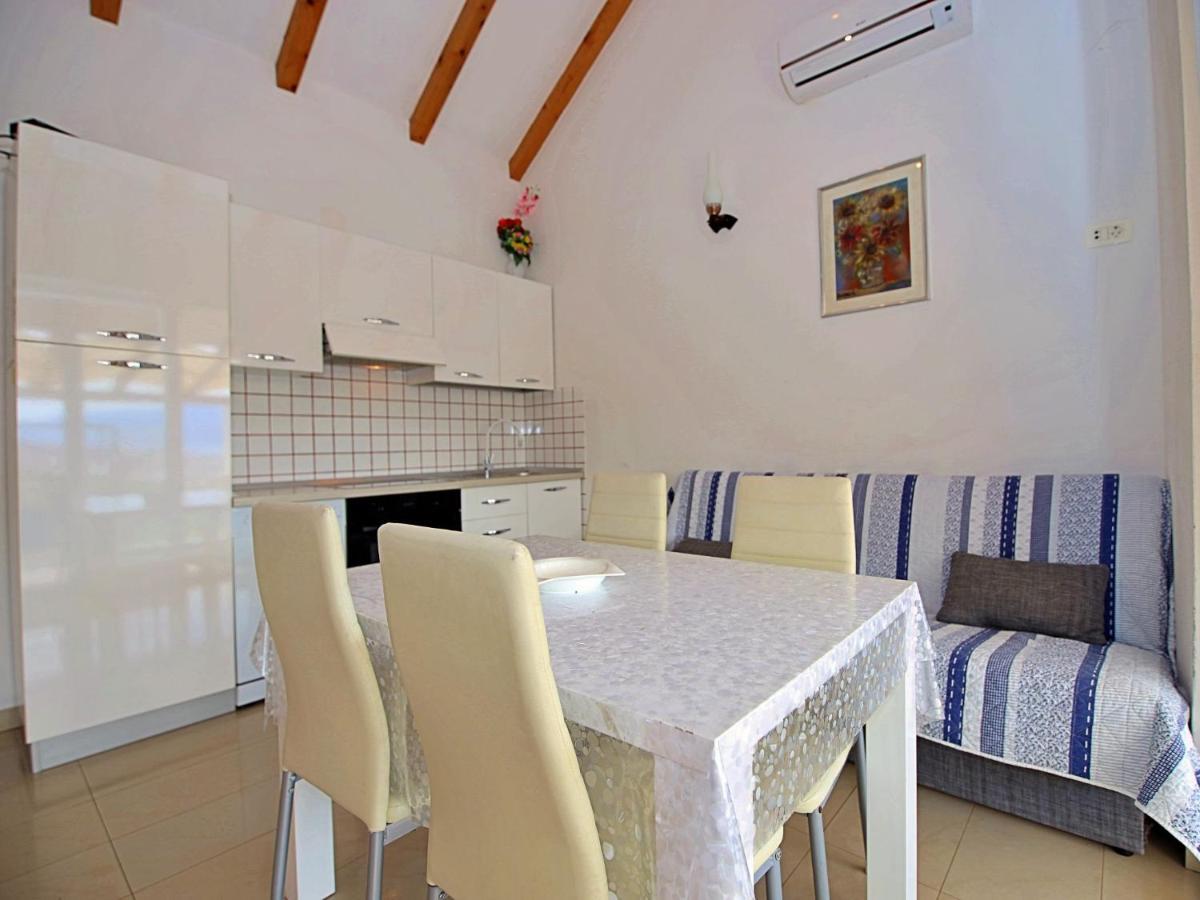 Holiday Home Villa Tonka Sutivan Dış mekan fotoğraf